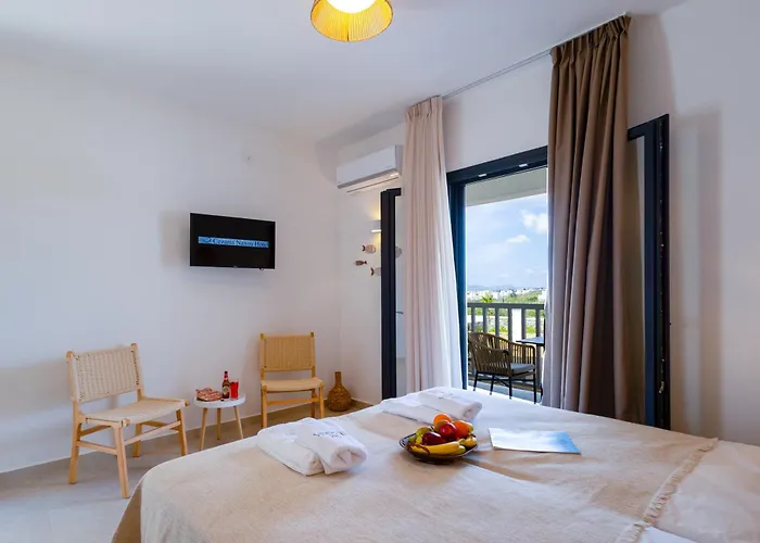 Cezaria Naxos 3*