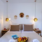 Cezaria Naxos Aparthotel 3*