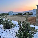 Cezaria Naxos Aparthotel