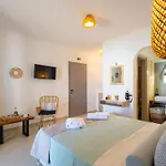 Cezaria Naxos Aparthotel 3*