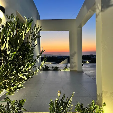 Cezaria Naxos 3*