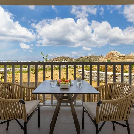 Cezaria Naxos מלון דירות Pláka