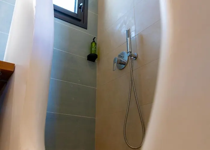 Cezaria Naxos Aparthotel 3*