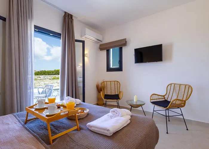 Cezaria Naxos Aparthotel Plaka (Naxos)