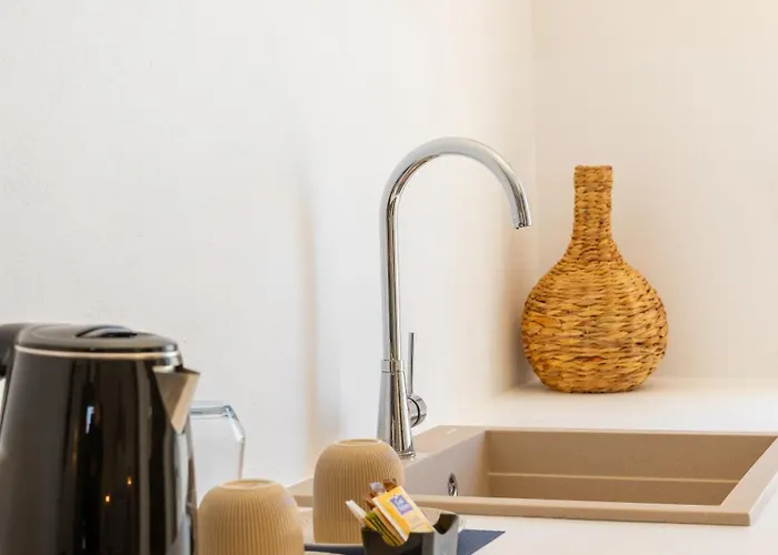 Cezaria Naxos Aparthotel 3*